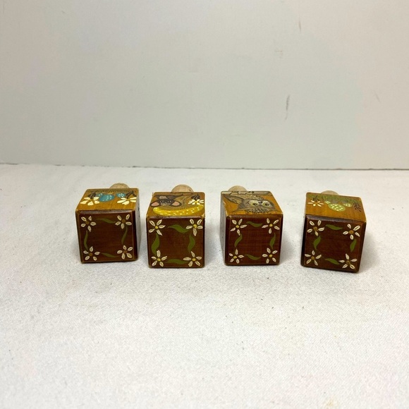 VtgHand Painted Wood Bottle Stoppers Set of 4 Owl Mushroom Mouse Turtle - Picture 5 of 6